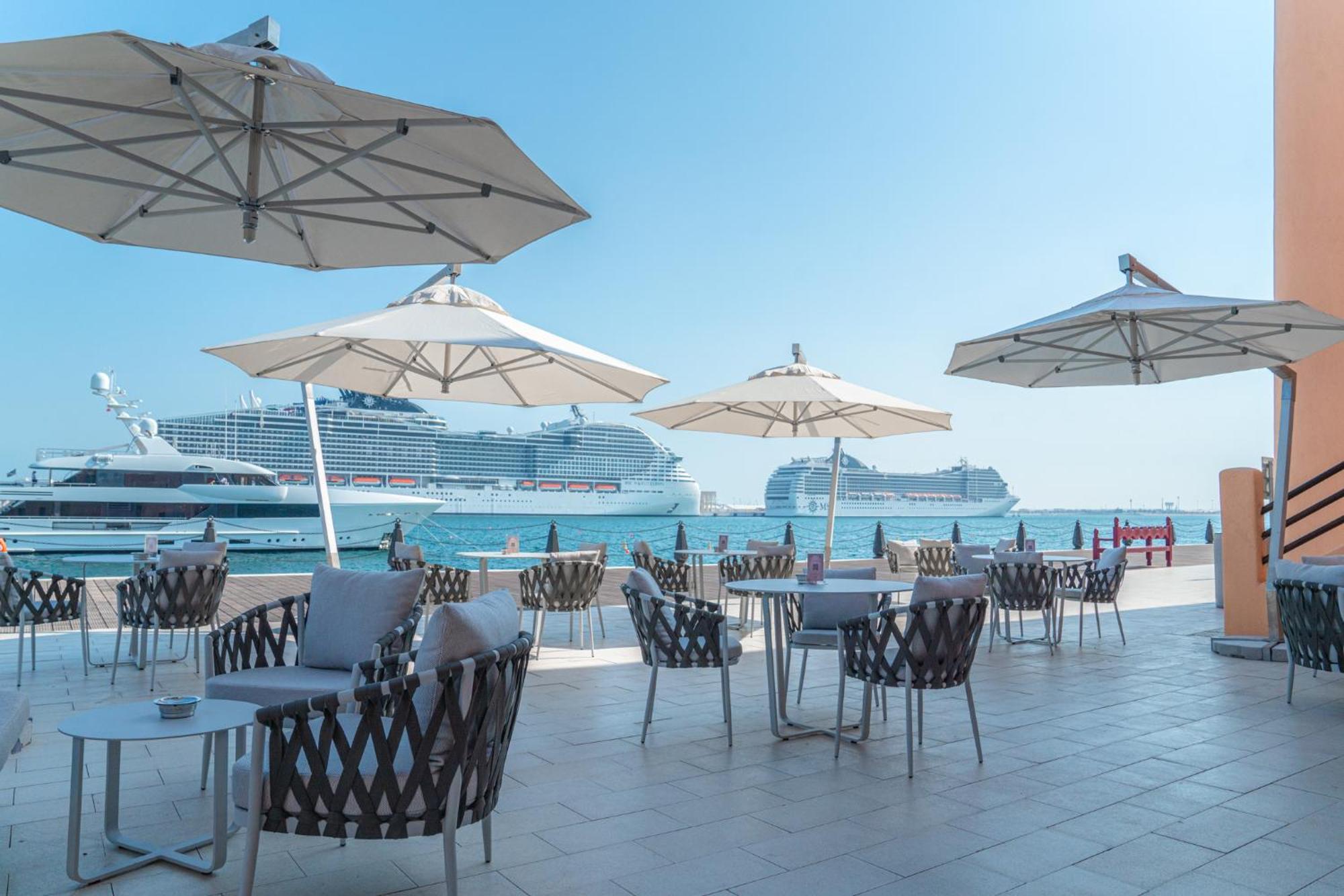 Mina Hotel And Residences By The Torch Доха Экстерьер фото The Yacht Club
